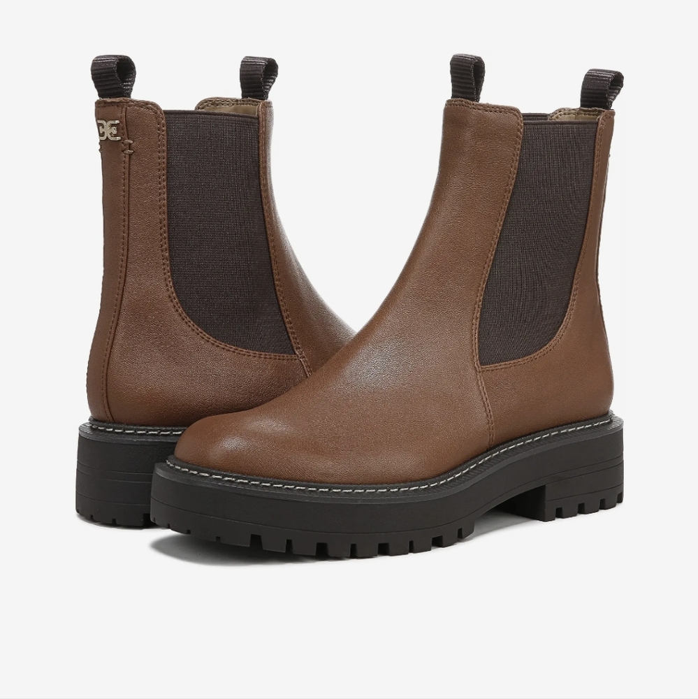 Sam Edelman Laguna lug sole Chelsea boot